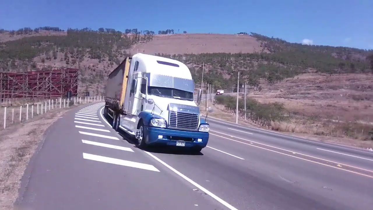Las bestias del norte por el Reventón #viral #trailer #viral #carretera #honduras #feed