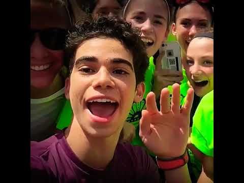 Video: Hoe oud is cameron boyce?