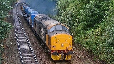 DRS Large Logo 37s 37403 & 37402 on 3S01 RHTT 16/10/2019