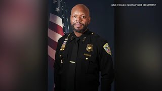 NW IN police chief fired after selling gun considered evidence: pros.