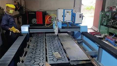 XC3000 Raytools control system with 13bar 7.5 kw air compressor 1.5kw laser cut decor metal sheet