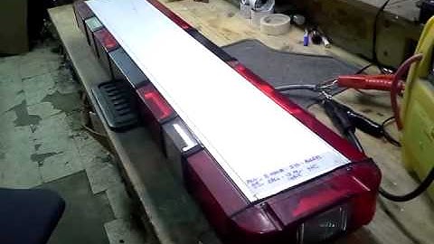 Whelen Edge 9000 Red 8 strobe lightbar