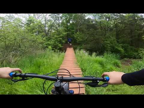 TREK 4300 Disc 2013 - YouTube
