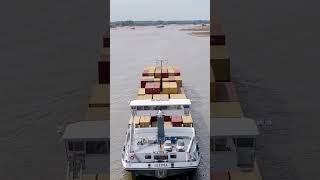 De Letitia vaart langs Zaltbommel#