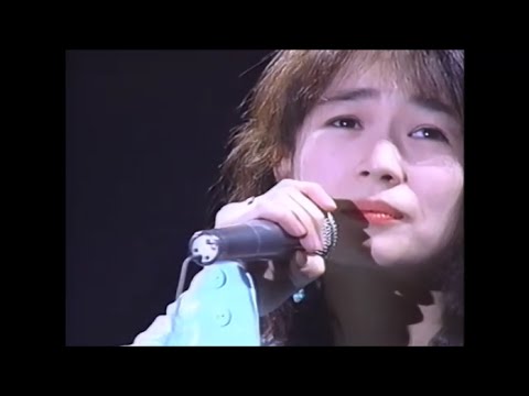 泣きたい日もある：永井真理子   1992  /  横浜スタジアム