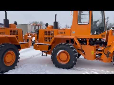 АМКОДОР 332В vs