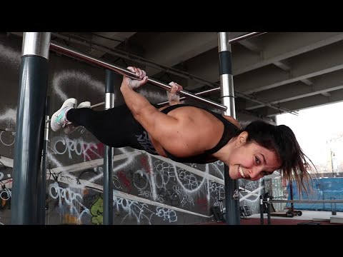 Mastering the Back Lever: A Step-by-Step Tutorial for Impressive Strength and Control