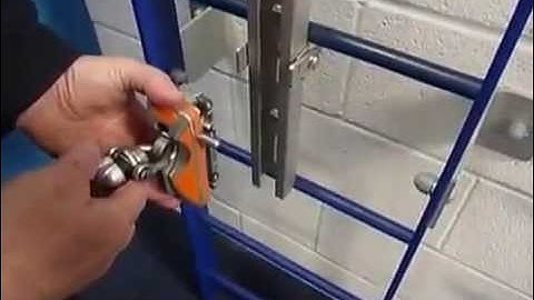 SOLL GlideLoc Comfort Traveller used with GlideLoc Vertical Rail