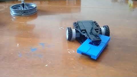 Lego Battle Bots Tombstone vs Huge