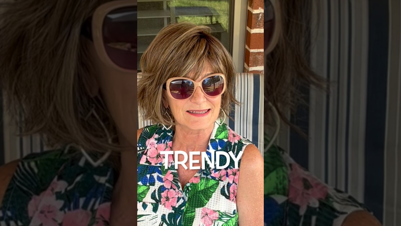 TRENDY by Toni Brattin in Brown Blonde // Meat-n-Taters Wig Reviews