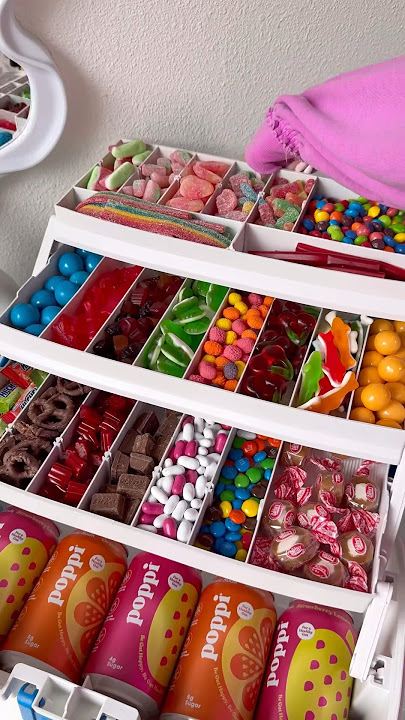 Candy Snackle 🤤 #snacklebox #snackideas #preppy #girlythings #summerhacks #summersnacks #foodie