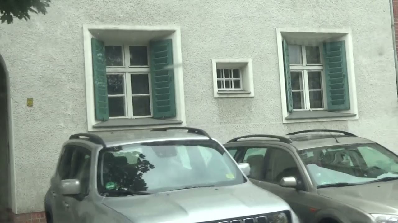 245 Hertzallee  - Robert Koch Platz (2023)