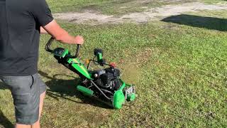 2013 John Deere 220 E-Cut Hybrid Greens Mower Demo