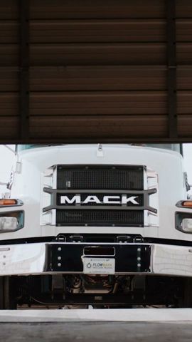 Mack Trucks 