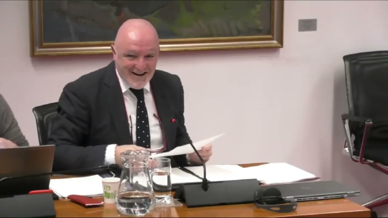 Comisión de Investigación Túneles de Belate - Javier Esparza (16/12/2025)