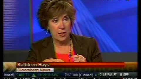 In-Depth Look - Analysts vs. Economists - Bloomberg