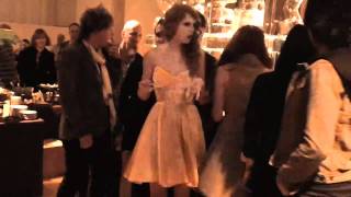 Taylor Swift Speak Now Fan Video : Nashville, Tn
