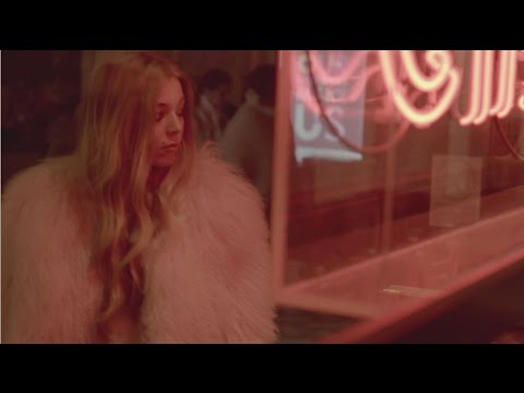 Becky Hill - Warm