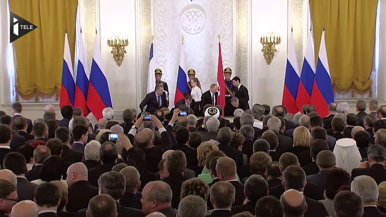 Poutine a signé l'accord rattachant la Crimée à la Russie - Le 18/03/2014 à  13:16