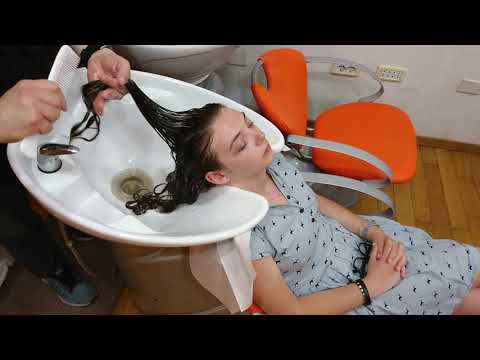 ASMR:long hair beautiful girl shampoo and brushing
