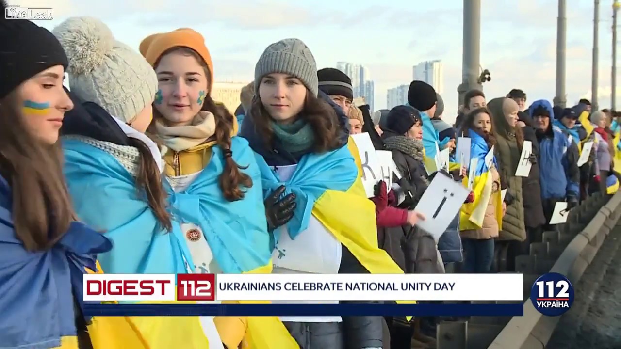 Ukrainians celebrate national unity day despite Russia's attempts to divide them