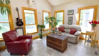 176 Chestnut St video tour