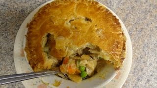 Http://familyfoodlifestyle.com/ enjoy one of the more common comfort
foods there is to enjoy, turkey pot pie. i learned how make pie on my
own ...