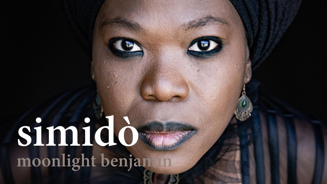 Ver Moonlight Benjamin - Simido - Live - Official Video - album 2020 no YouTube Ver Moonlight Benjamin - Simido - Live - Official Video - album 2020 no YouTube
