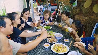 Bữa Cơm Vui Vẻ Với Món Gỏi Ngon Miệng | MienTayTV