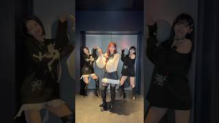 とくべチュ、ちゅ、ちゅ♡ この曲ほんとかわいぃぃぃ #とくべチュして #ISSUE #이슈 #shorts