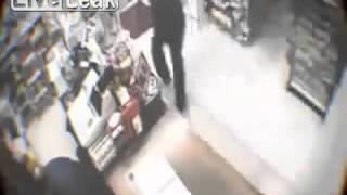 Тигр зашел скупиться в магазин! Tiger came into shop! Тигр зашел скупиться в магазин! Tiger came into shop!
