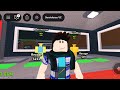Jugando Roblox y robando italian breidor 