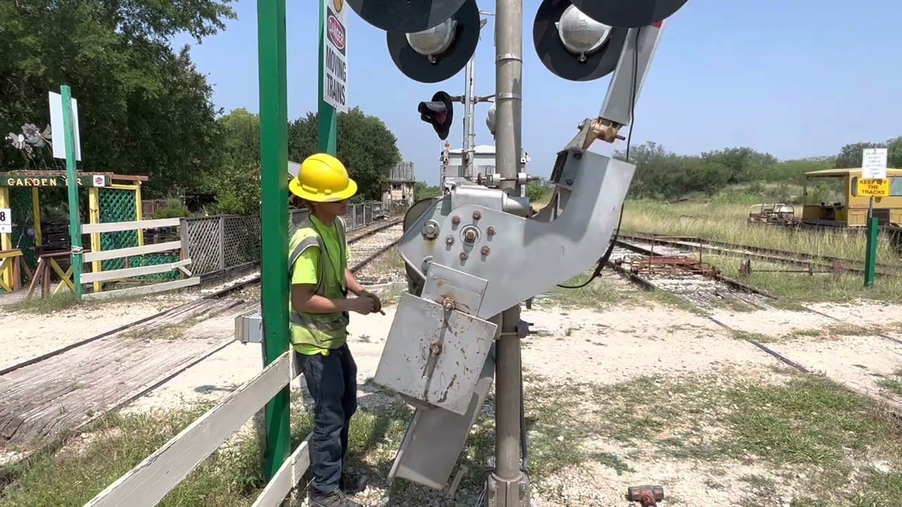 Railroad Crossing Maintenance at the TTM