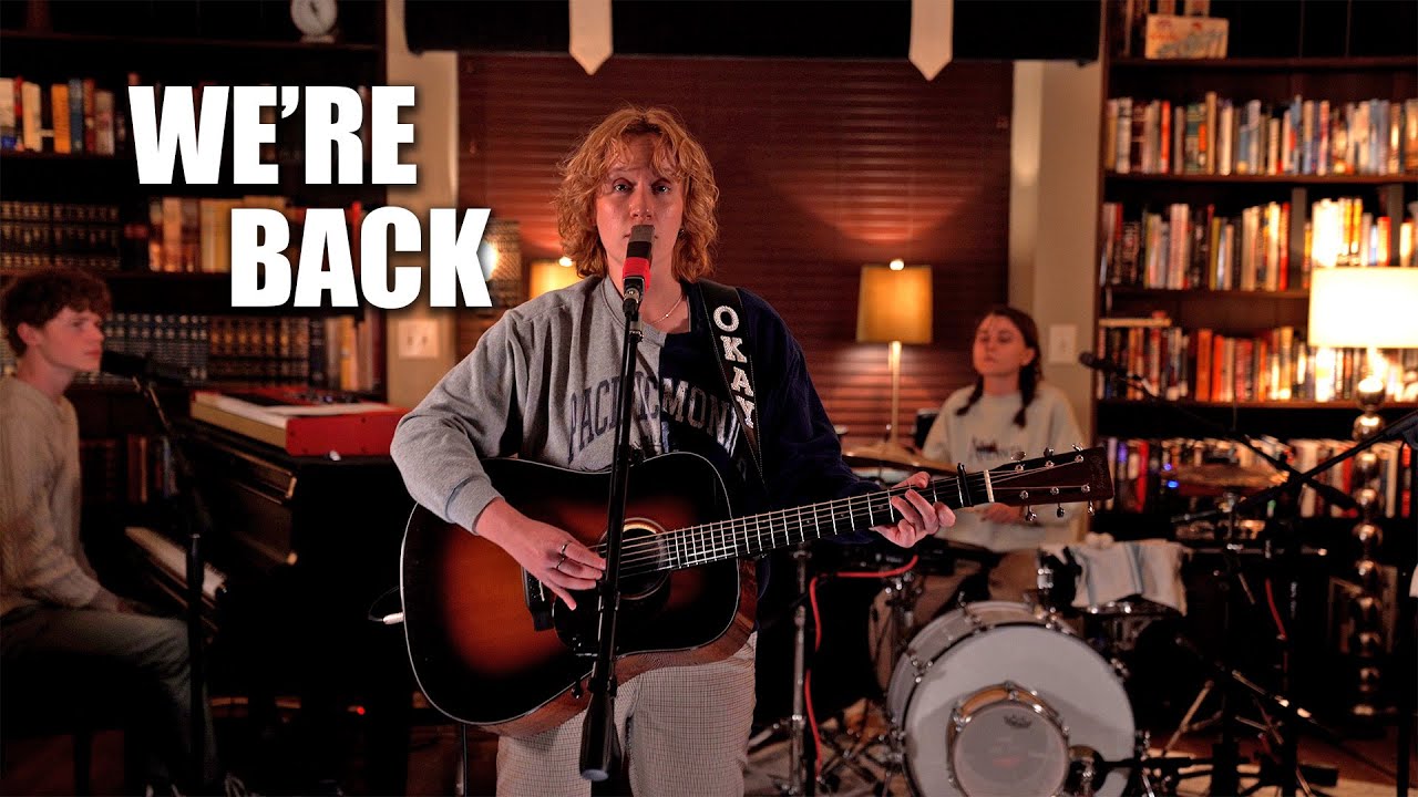 Ivy Manor Live (DAY 1)