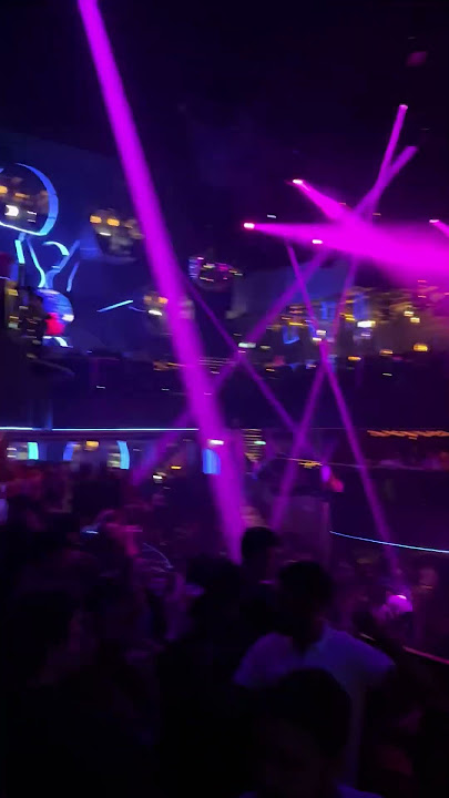 Best Night Club in Asia. Located in Singapore 🇸🇬. #viral #shorts #edm