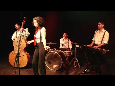 AYAYAY- Kolectivo K (audio del EP: "Pa' Ya & Pa' K")