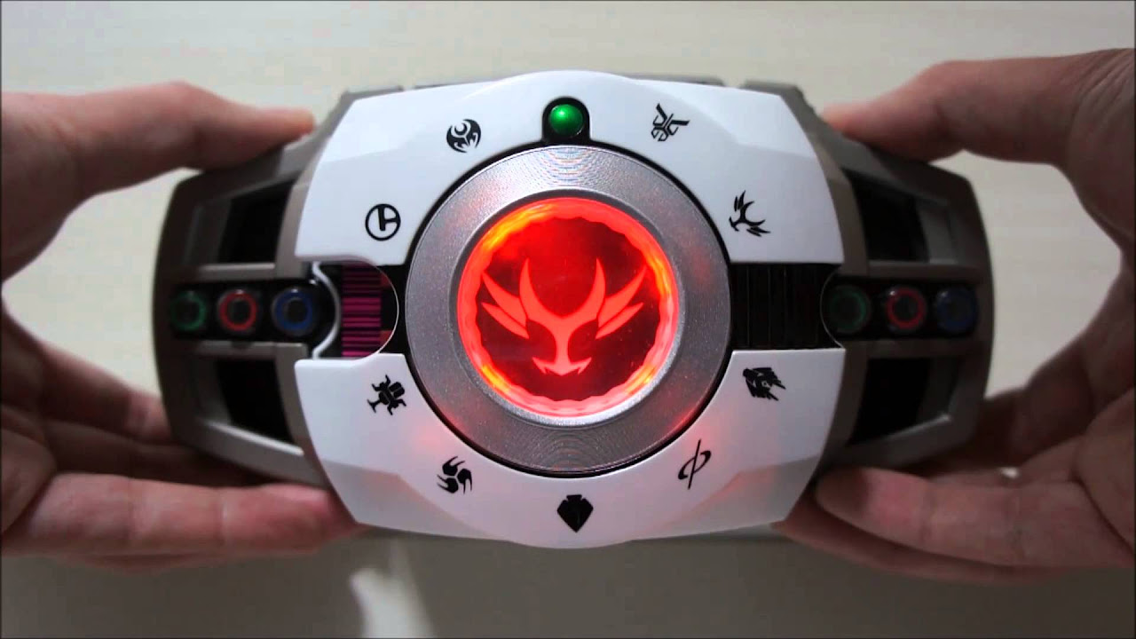 ディケイドライバー　仮面ライダーディケイド 変身ベルト ver.20th DXディケイドライバー｜仮面ライダー