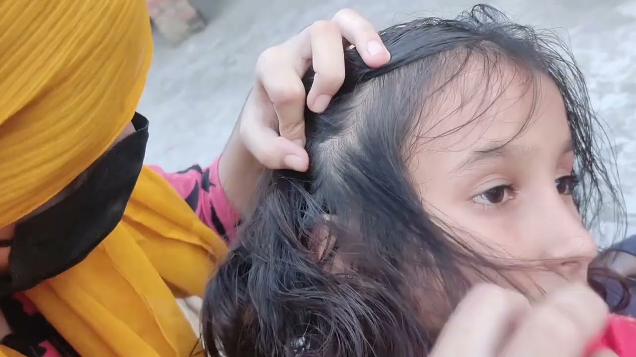 Pakiza hair checking by aqsa at evening 🌆🌆