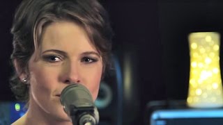 Todo Contigo - Katie James (Sesiones en vivo AMG) chords