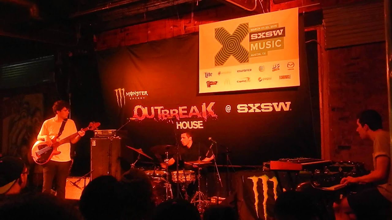 BADBADNOTGOOD - Can't Leave The Night (Live 3-20-2015) SxSw