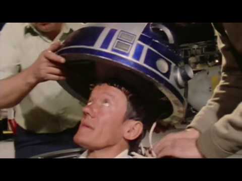 STAR WARS: R2D2 Tribute - Kenny Baker RIP [1934-2016]