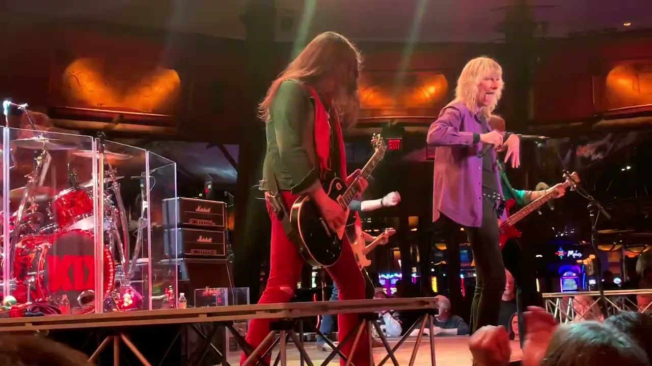 KIX Live! Don't Close Your Eyes, Get it While it's Hot, Girl Money