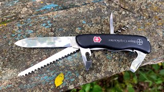 : Victorinox Forester -   
