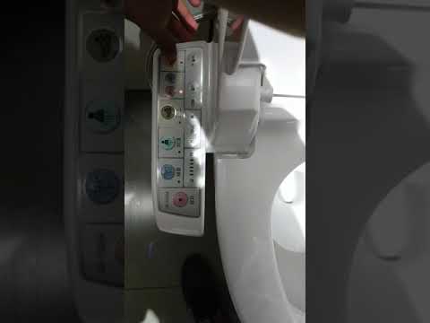 Video: Bagaimana cara memasang panci toilet di Australia?