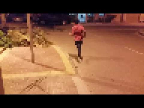 لاعب باركوري صغير