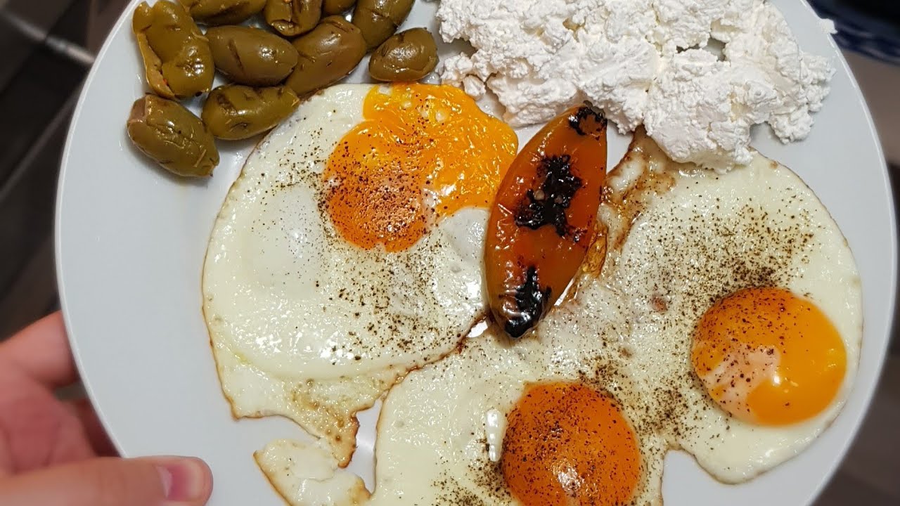 Яйца на очи - YouTube