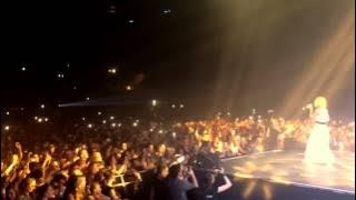 Anaïs Delva - Libérée Délivrée LIVE (Carrefour des Stars)   acapella avec le public