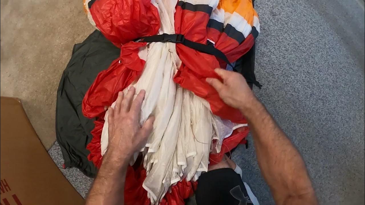 How I fold up my paraglider… YouTube