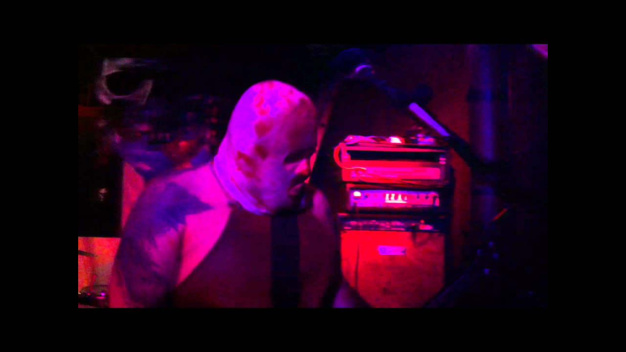 the crimson ghosts "patchwork fuckface" england 28.10.11.