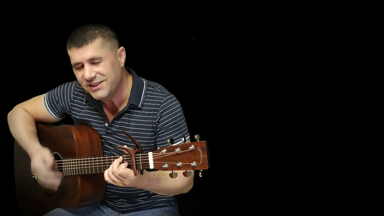 За что мы пьем под гитару. За что мы пьем. Чистый звон аккорды. За что мы пьём армейские. Песня за что мы пьём армейские.